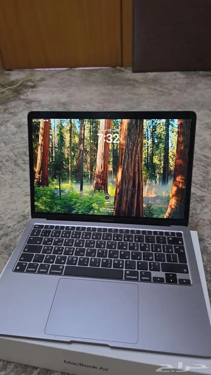 ماك بوك MacBook 8