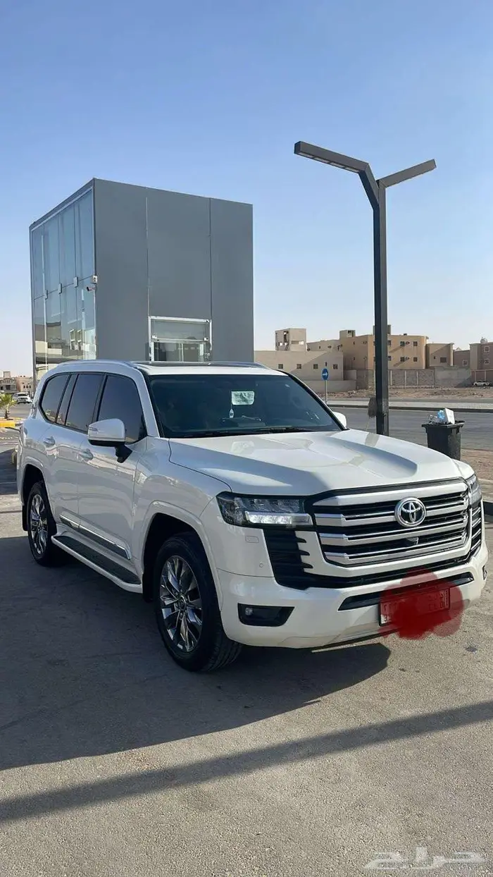 GXR 3 لاندكروزر نظيف شبه وكالة 2