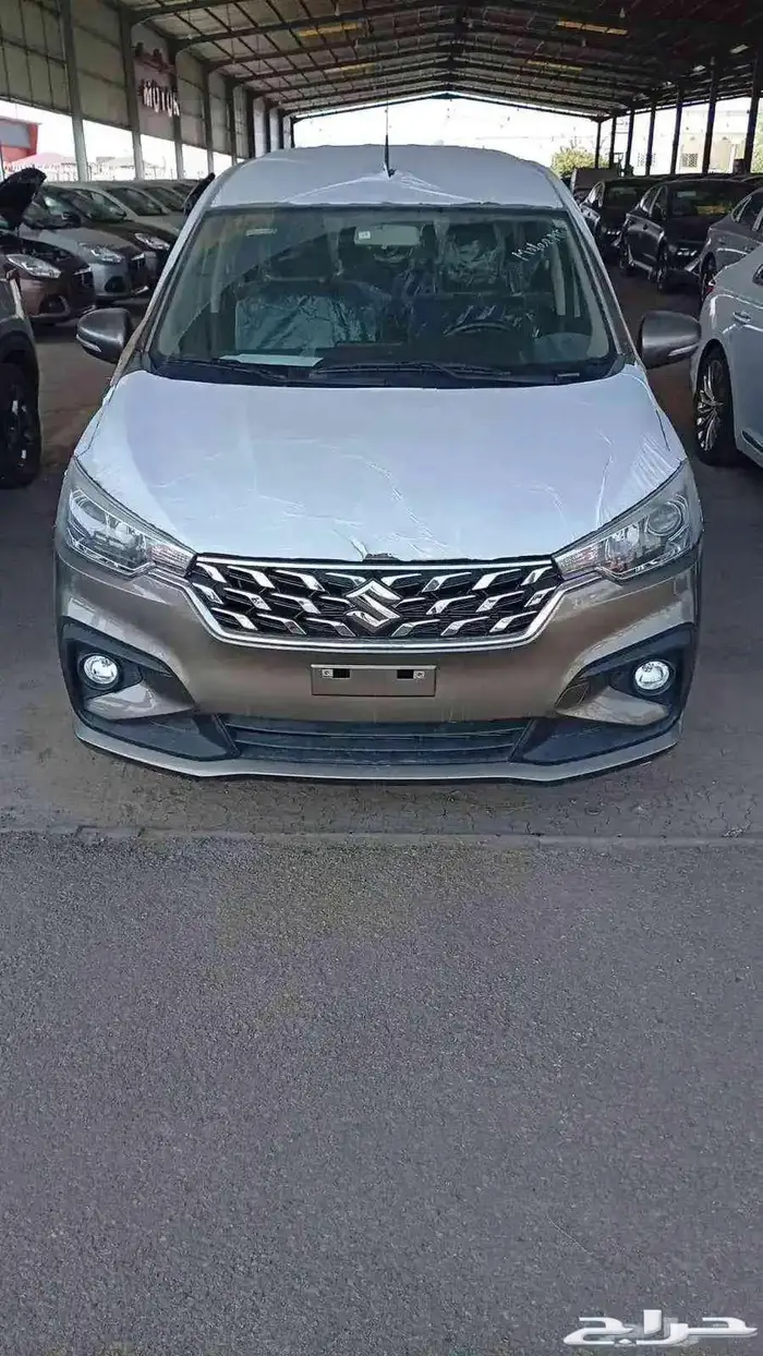 سوزوكي ارتيجا 1