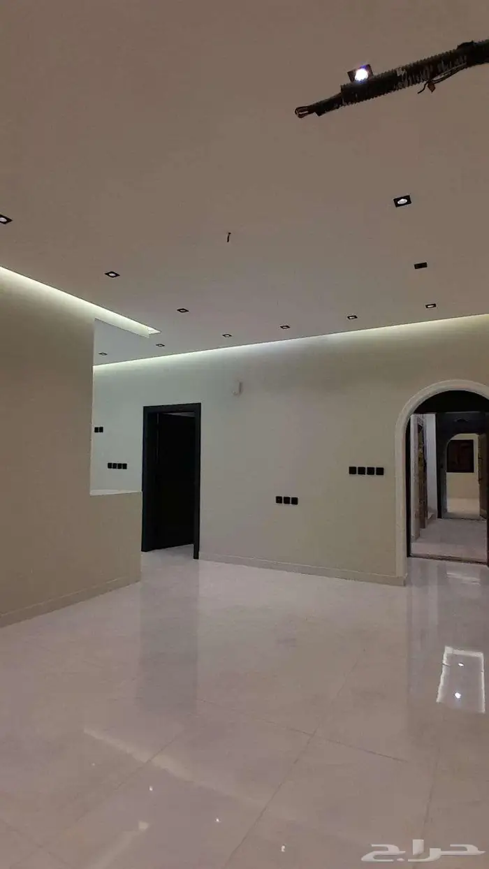 للبيع بالكامل عمارة فاخرة جديدة حي الريان شمال جدة جوار جامع 9