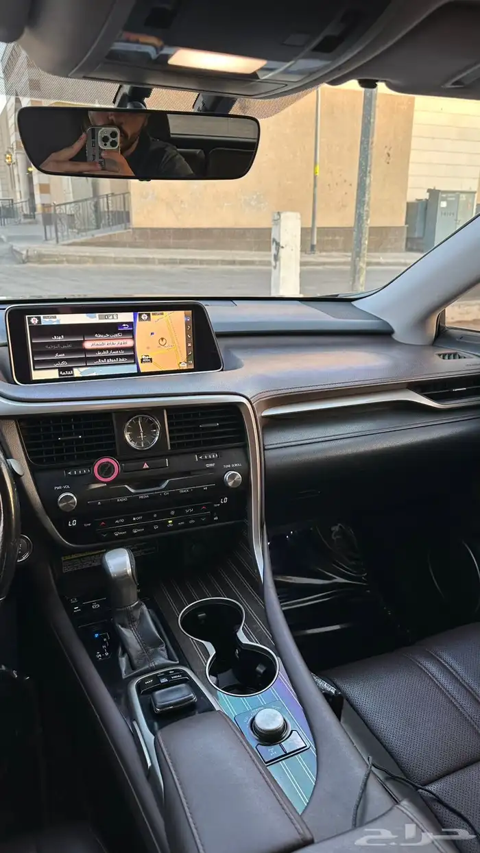 للبيع لكزس RX 350 2016 البيع باللوحة 20