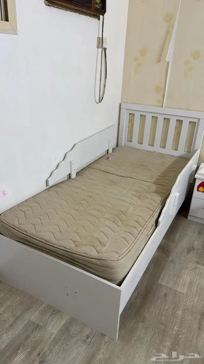 للبيع اثاث وغرفة نوم 9