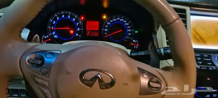 إنفينيتي FX35 موديل 2009 8