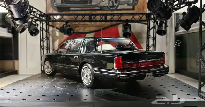(( مجسم )) لينكولن تاون كار Lincoln Town Car 3