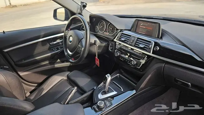 BMW 318i نظيفة جدا للبيع 5