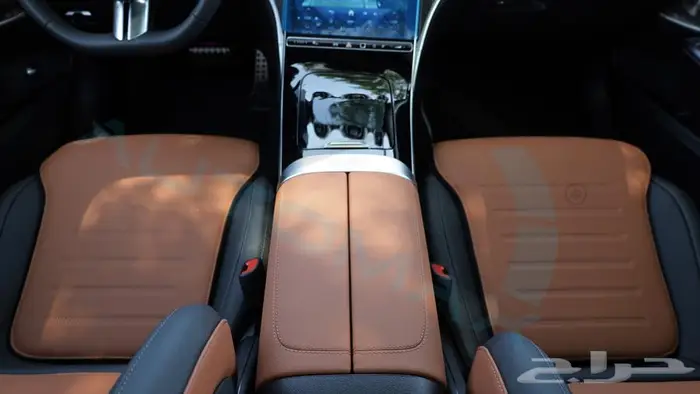 2026 مرسيدس سي 200 AMG بريميوم بلس خليجي اصفار ضمان الوكيل 26