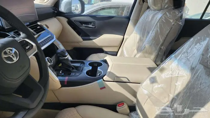 تويوتا لاندكروز VXR هايبرد 2025 2