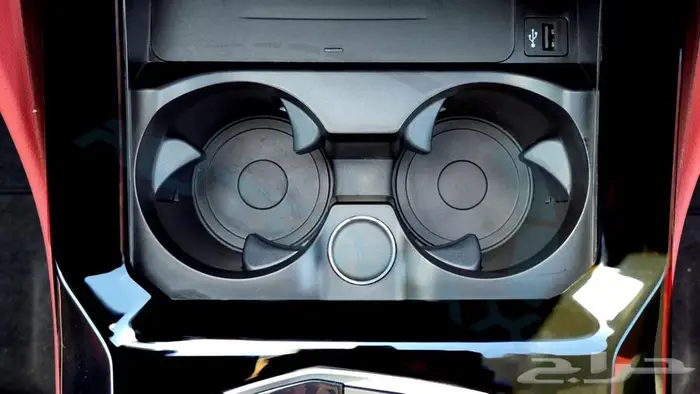 بي ام دبليو X4 XDrive خليجي 2025 اصفار مع ضمان الوكيل 24