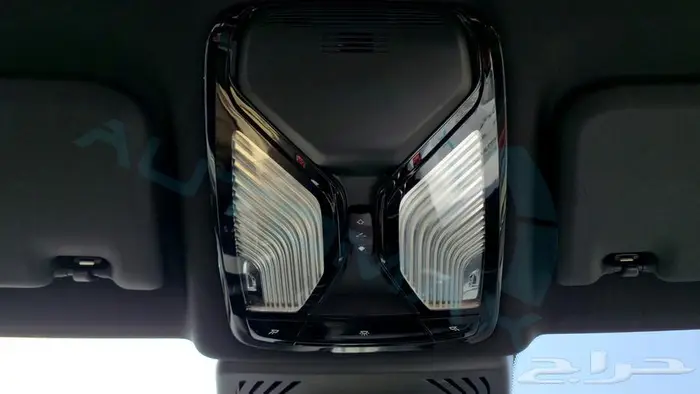 بي ام دبليو X4 XDrive خليجي 2025 اصفار مع ضمان الوكيل 29