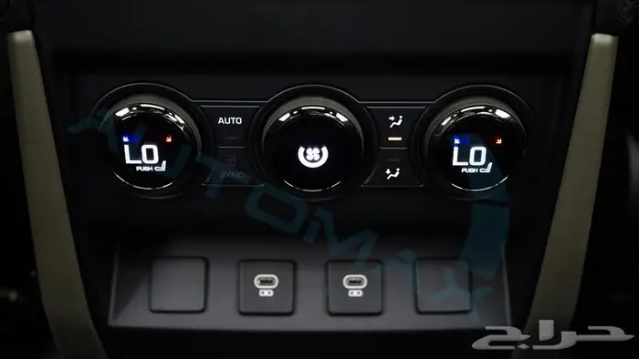 2025 LAND ROVER DEFENDER 110 OCTA EDITION ONE 4.4TT V8 32