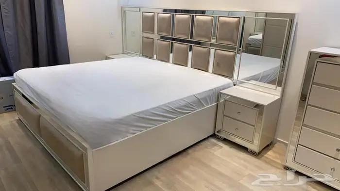 سرير نفرين مع ملحقاته شبه جديد 0