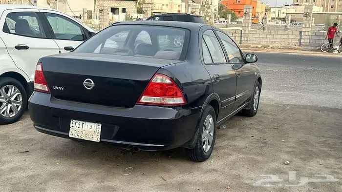 للبيع نيسان صني موديل 2010 0