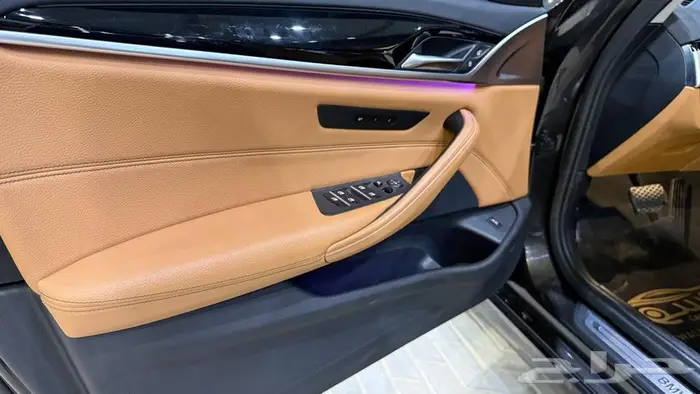 بي ام دبليو 520 2019 17