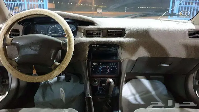 تويوتا كامري فتحة مديل 2001 ذهبي - الخرج 1
