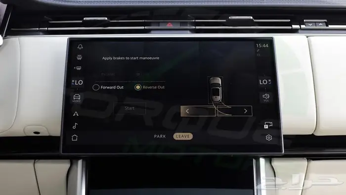 2025 لاند روفر رنج روفر 4.4TT V8 Autobiograph اصفار مع ضمان 15