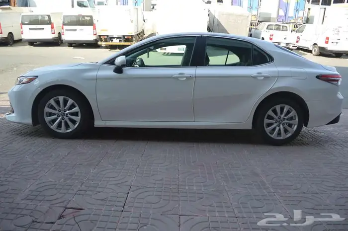 تويوتا كامري موديل 2020 4سلندر امريكي بطاقة جمركية 3