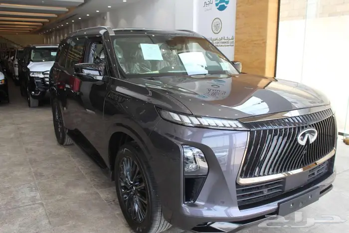 إنفنيتي QX80 أوتو جراف 2025 1