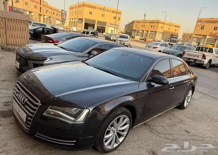 اودي 2012 A8 2