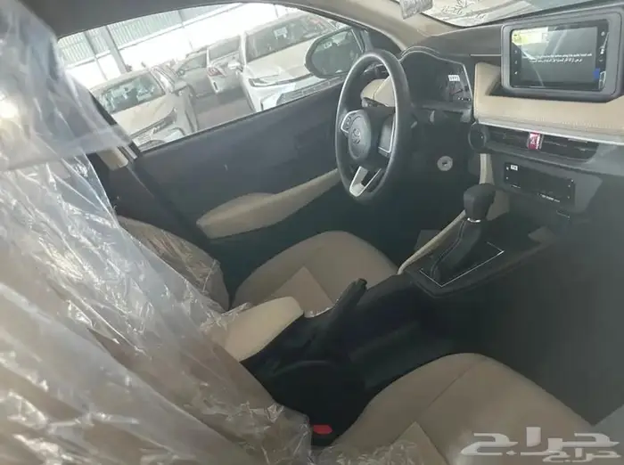 تويوتا يارس Y استاندر 2026 ابيض 0