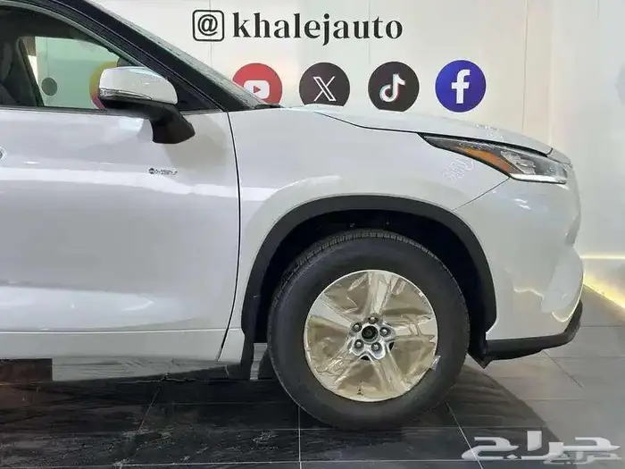 تويوتا هايلاندر GLE موديل 2025 4