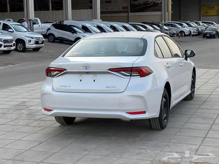 تويوتا كورلا ستاندر 2.0 2025 كاش -اقساط 7