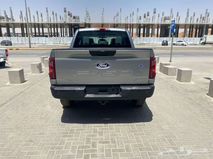 فورد F150 غمارتين XL موديل 2024 كاش وبنوك 8