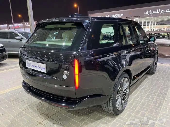 رينج روفر 2023 اوتوبيوجرافي اسود سعودي ماشية 71000كم 19