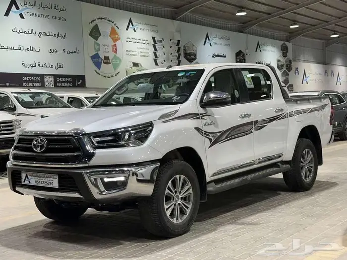 تويوتا هايلكس SGLXغمارتين فل2.7 بنزين دبل 2025 5