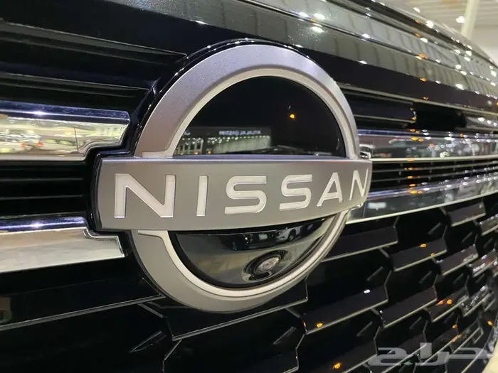 نيسان باترول بلاتنيوم 2025 ازرق غامق سعودي ماشيه 7500كم 27