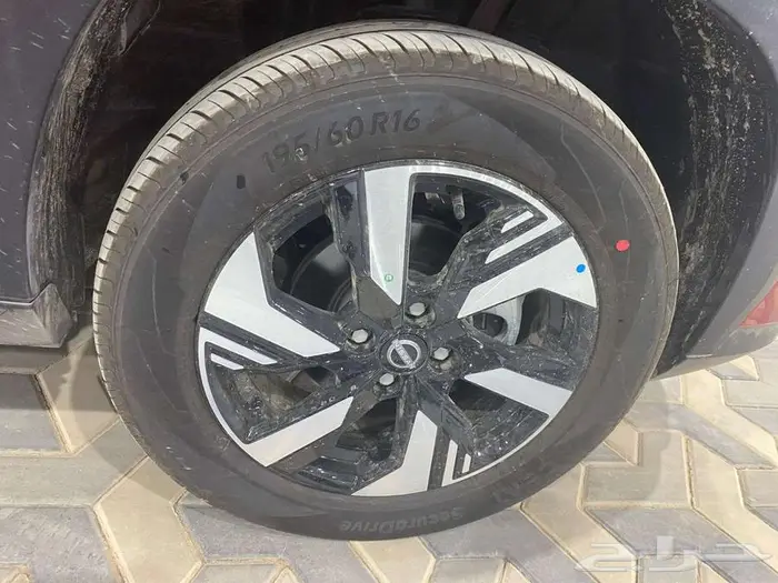 نيسان اكسنريل موديل 2025 11