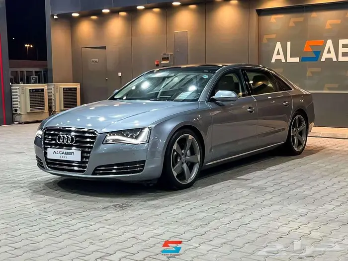 اودي A 8 0