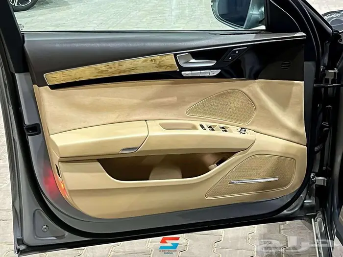 اودي A 8 18