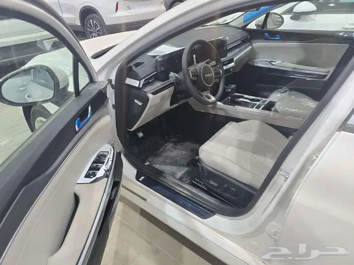 كيا K5 ستاندر مطور بصمة بانوراما موديل 2025 5