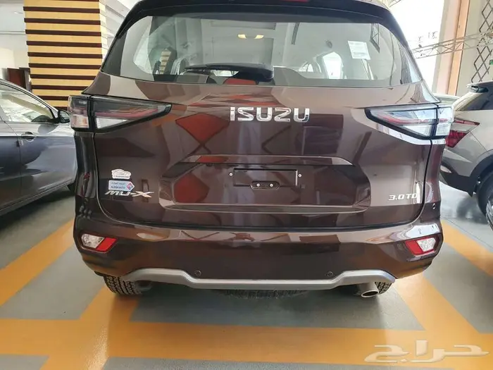 ايسوزو ام يو اكس 2023 فل كامل بدون دبل 2