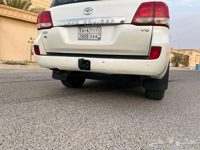 للبيع لاندكروزر 2008 2