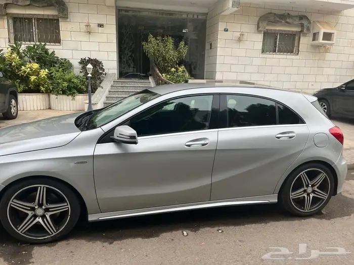 للبيع مرسيدس 36 سي موديل 2013 فضية فئة A250 24