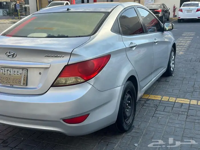 سياره هونداي اكسنت 2012 0