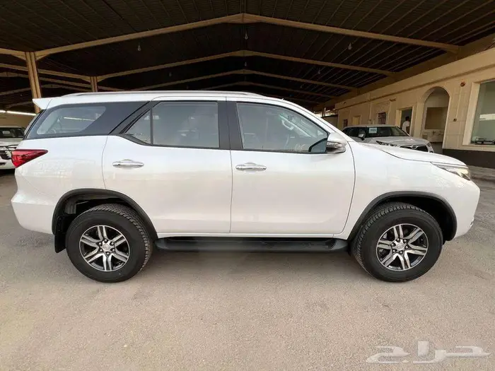 فورتشنر 2025 بنزين GX2 2.7 دبل سعودي 3