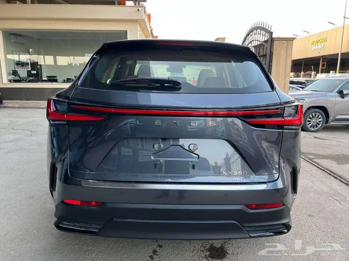 لكزس NX350 AA بنزين 2025 متاح اقساط و كاش 4