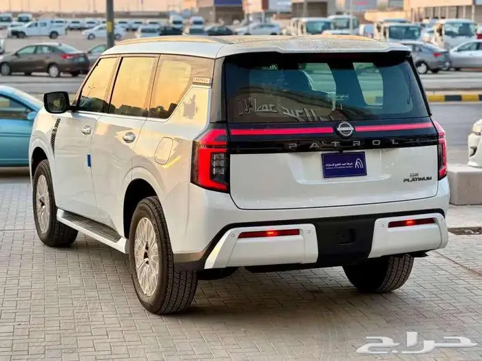 نيسان باترول بلاتنيوم 2025 تنفس طبيعي   صيانه مجانيه 33