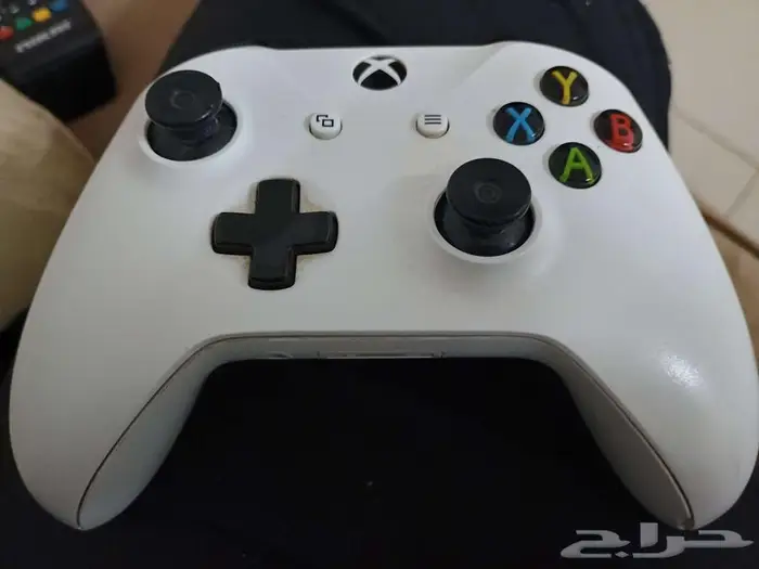 Xbox One بحالة ممتازة   ذراع تحكم (مكفول للتجربة) 3