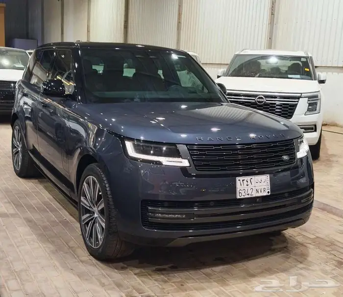 رنج روفر ( HSE ) 8 سلندر 2024 كويتي ماشي ( 14 الف ) 3