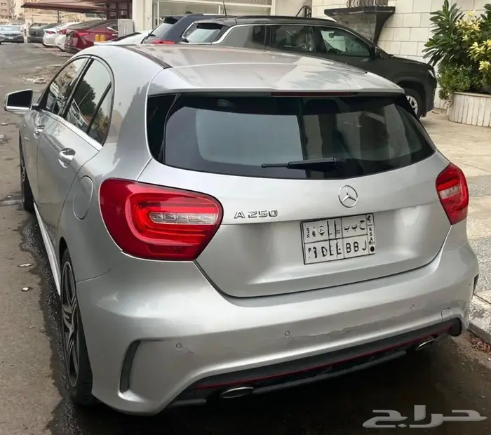 للبيع مرسيدس 36 سي موديل 2013 فضية فئة A250 4