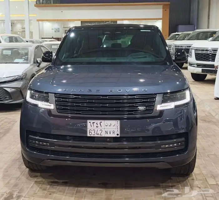 رنج روفر ( HSE ) 8 سلندر 2024 كويتي ماشي ( 14 الف ) 0