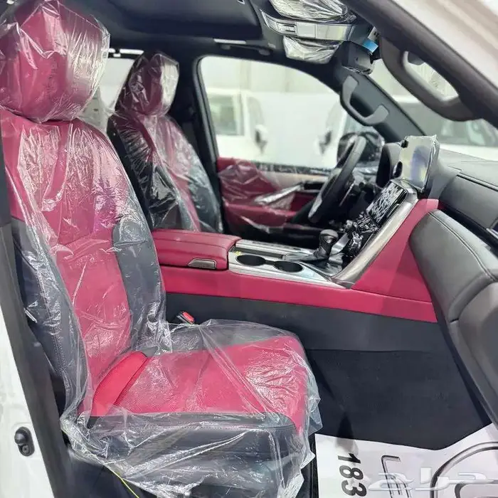 لكزس اف سبورت وارد الساير 2025 5