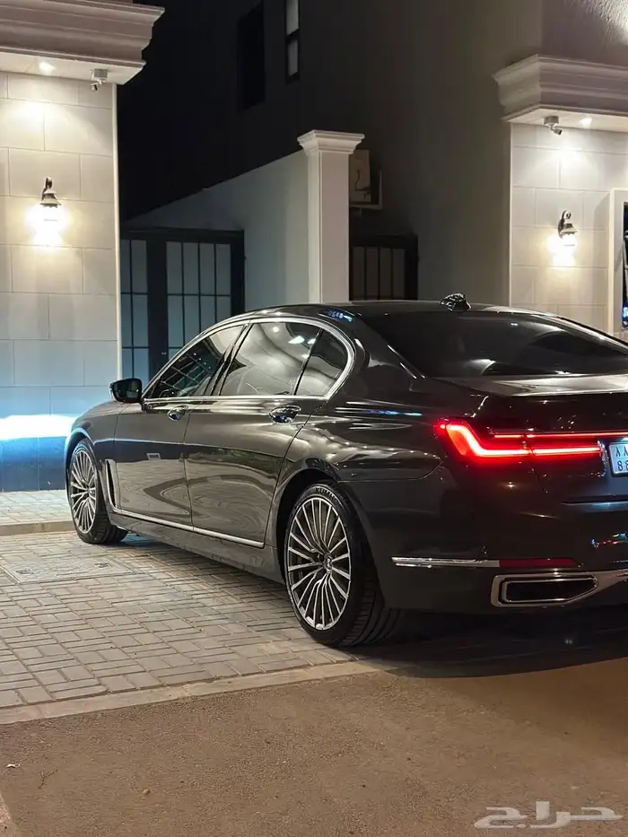 بي ام دبليو 730 موديل 2020 4