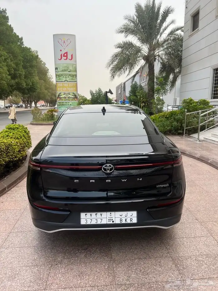للبيع كراون 2023 5