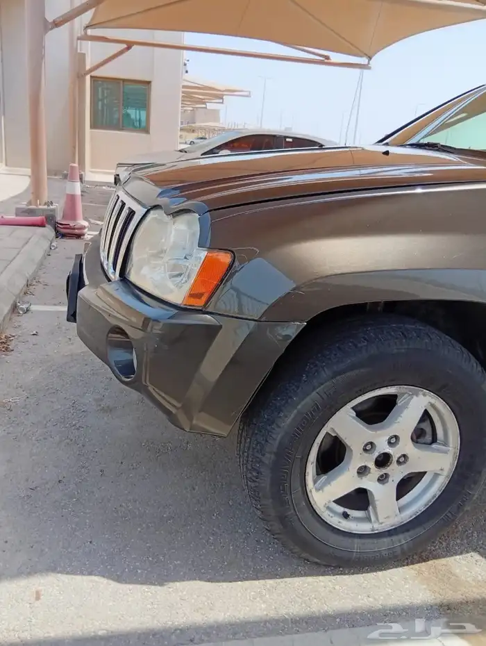 جيب جراند شيروكي 2005 2