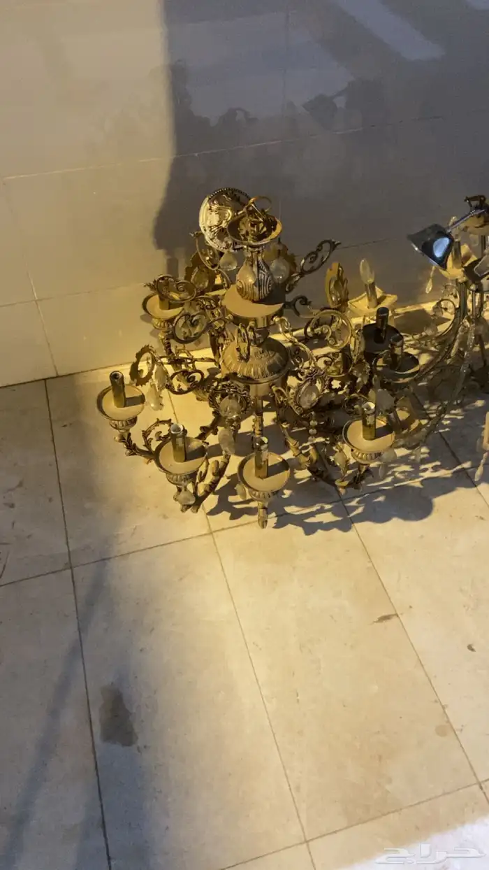 للبيع نظيفه تحتاج لمبات بعضهم 1