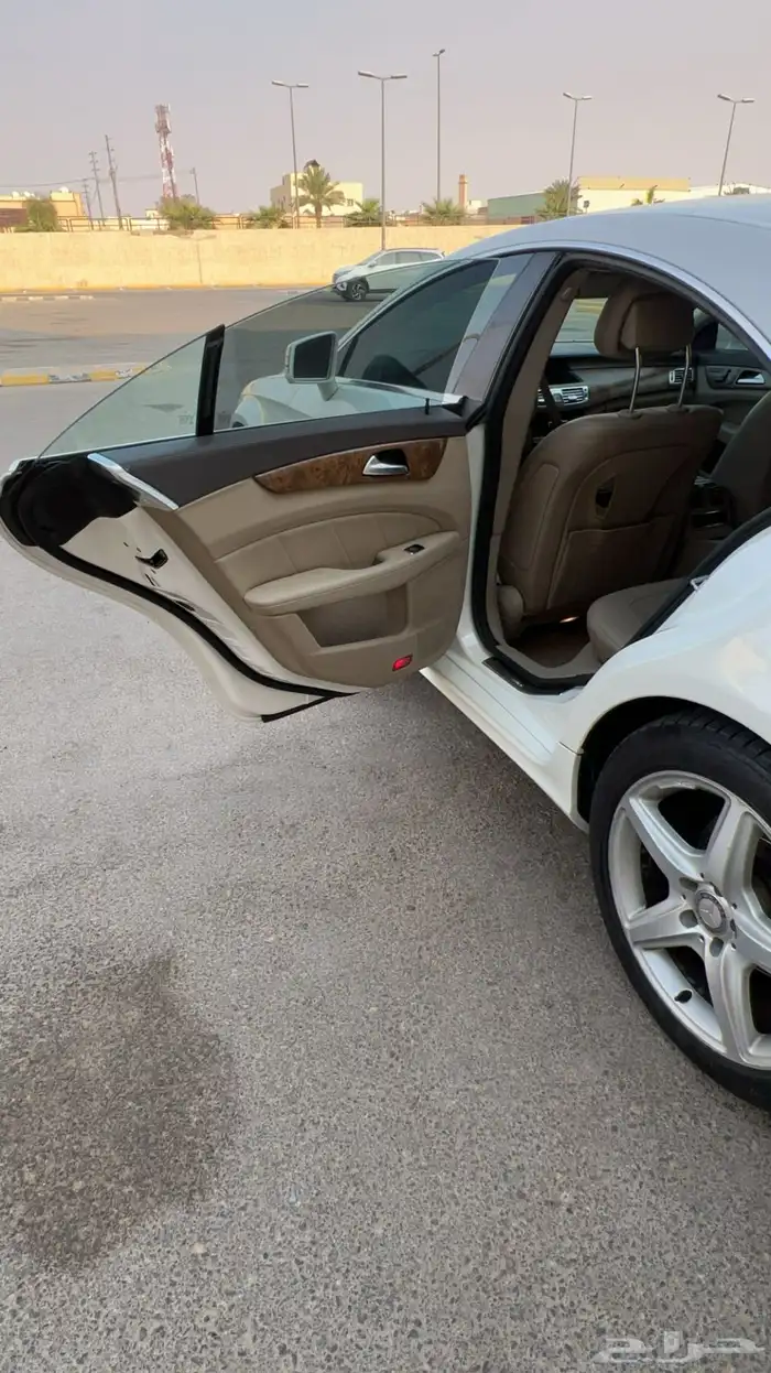 مرسيدس CLS 8